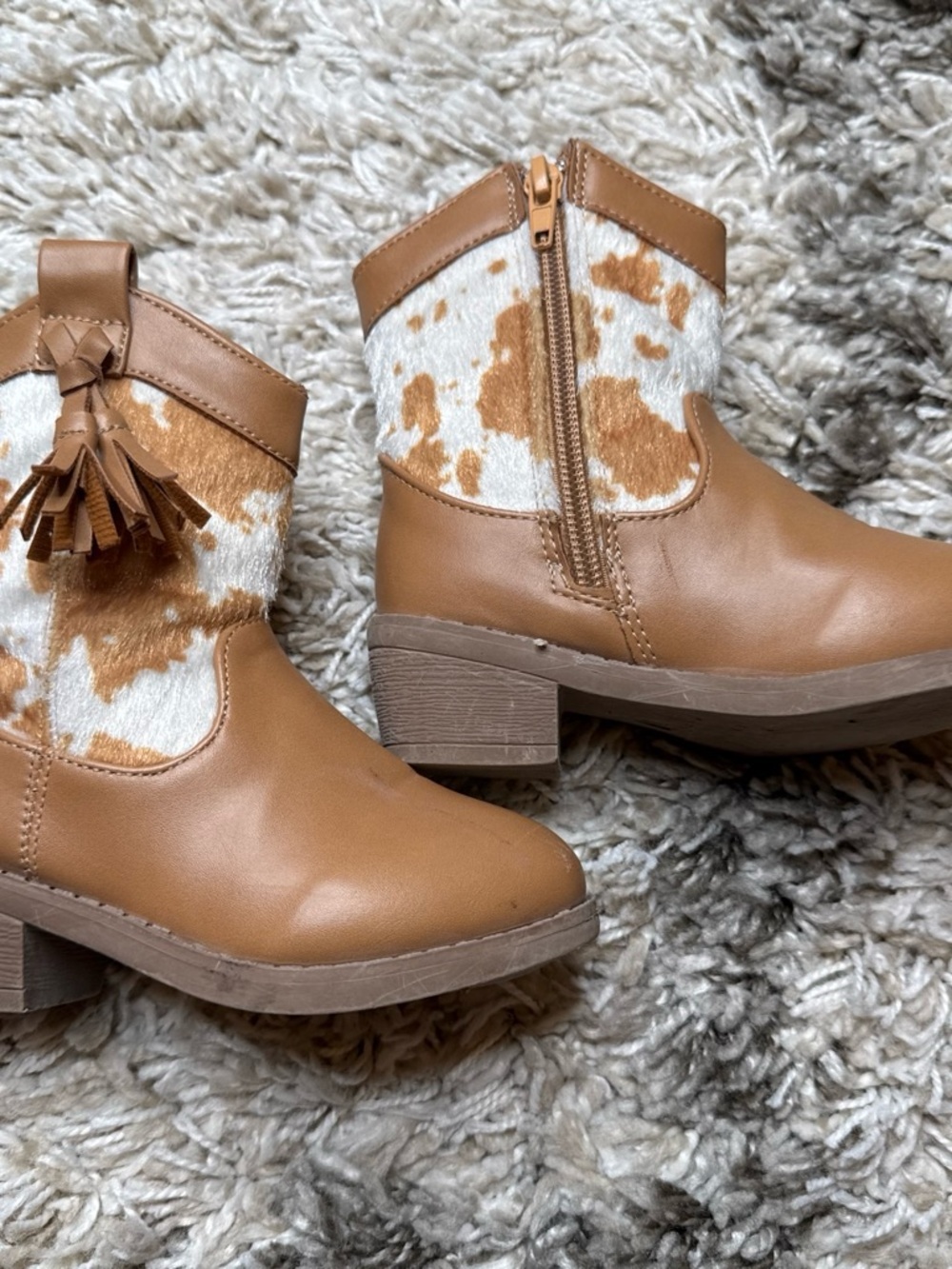 Girls Tan Cowhide-Accent Ankle Boots with Tassel Zipper